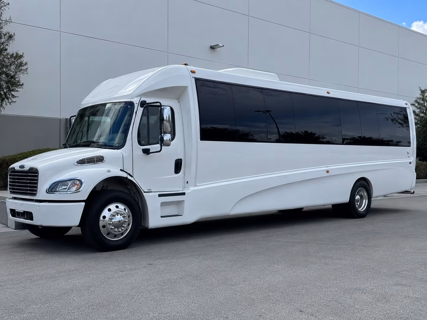 50 Passenger Party Bus