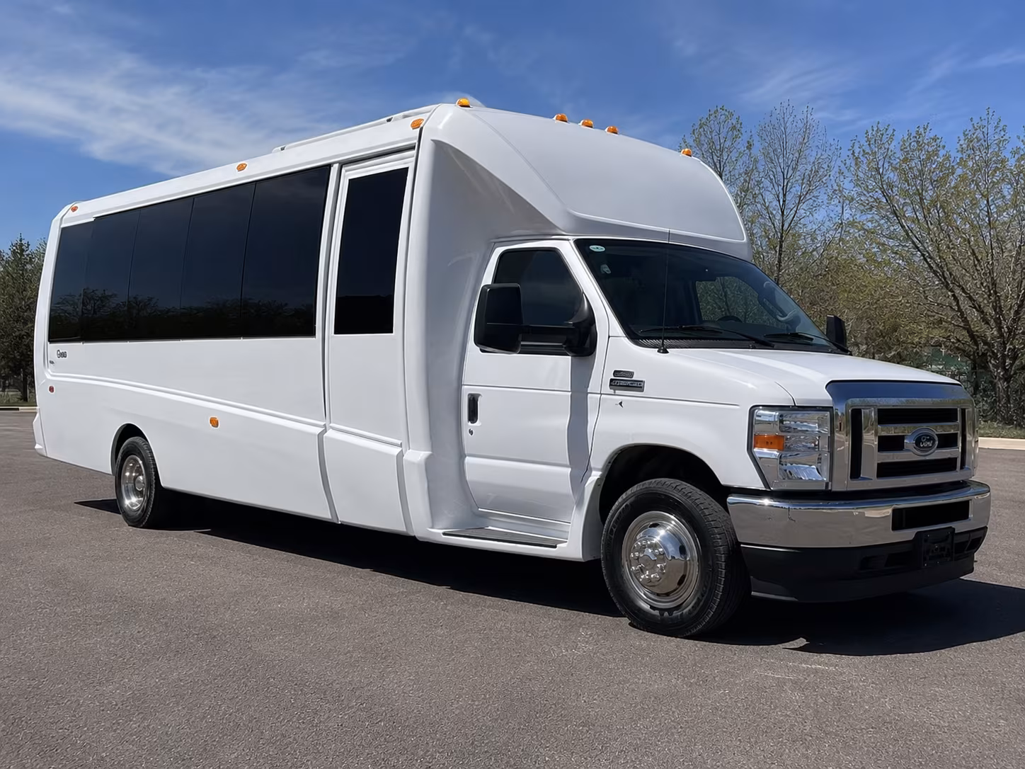 Bloomington Winery Tour & Pub Crawl Transportation