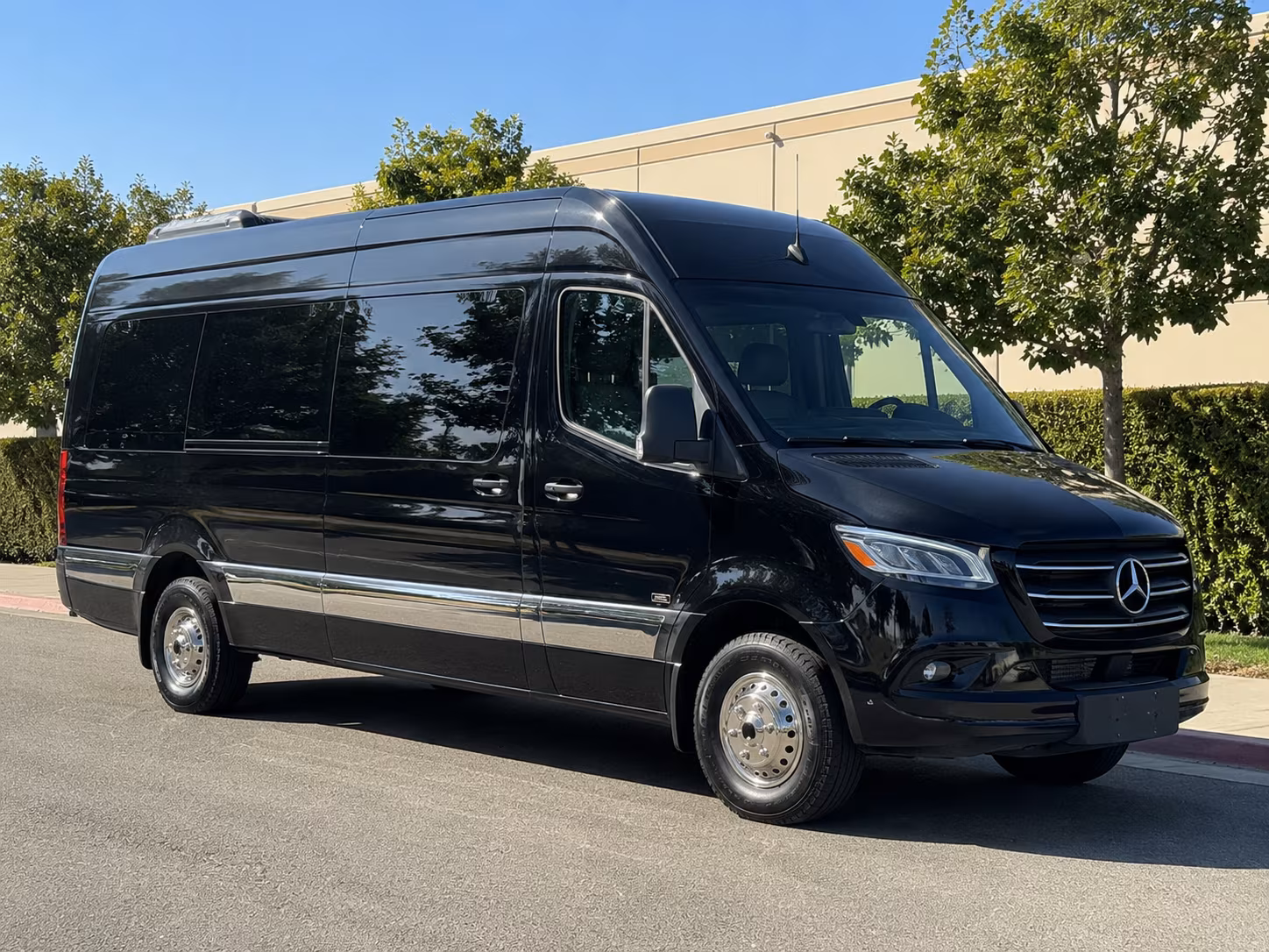 Fontana Airport Shuttle & Transportation group transportation