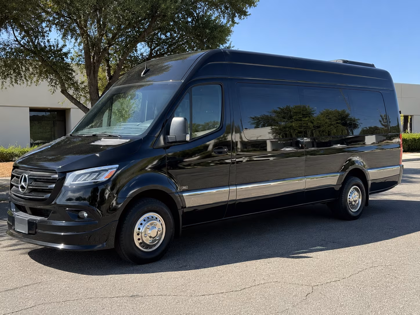 Ontario Wedding Transportation & Shuttle Service